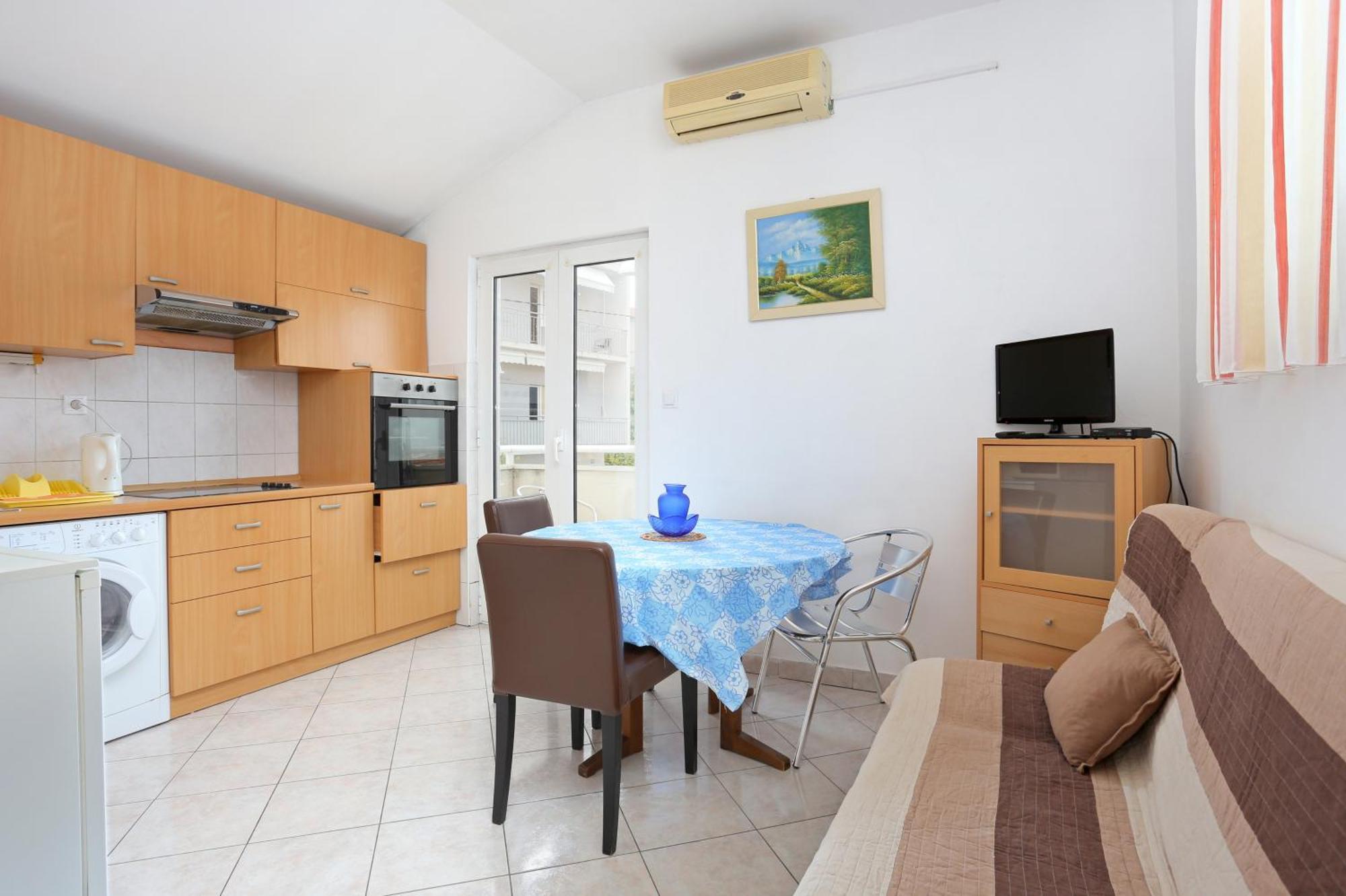 Apartment With A Parking Space - 19039 *